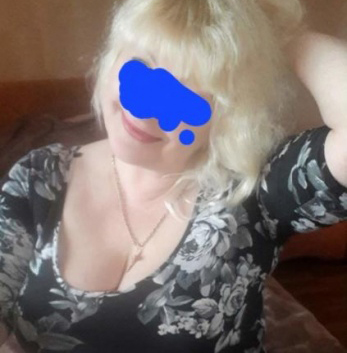 😘 Я - креативная, нежная и опытная индивидуалка, готовая исполнить все твои фантазии и желания. 🌟 У меня широкий спектр услуг, которые сделают наше свидание незабываемым. 💋 Я могу быть твоей красивой компаньонкой на деловых мероприятиях или той страстной ночной феей, готовой погрузиться с тобой в мир наслаждения. 💃💥 Я живу в Москве и знаю все ее горячие места, так что я могу тебе показать настоящую Москву, а затем провести незабываемую ночь в уютных апартаментах или отеле. 🔥🏨 У меня много положительных отзывов и фото, которые я могу поделиться с тобой. 📷✨ Жду твоего звонка, чтобы вместе создать незабываемые моменты! 💕💫 Вероника