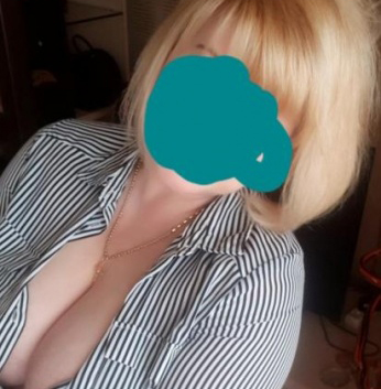 😘 Я - креативная, нежная и опытная индивидуалка, готовая исполнить все твои фантазии и желания. 🌟 У меня широкий спектр услуг, которые сделают наше свидание незабываемым. 💋 Я могу быть твоей красивой компаньонкой на деловых мероприятиях или той страстной ночной феей, готовой погрузиться с тобой в мир наслаждения. 💃💥 Я живу в Москве и знаю все ее горячие места, так что я могу тебе показать настоящую Москву, а затем провести незабываемую ночь в уютных апартаментах или отеле. 🔥🏨 У меня много положительных отзывов и фото, которые я могу поделиться с тобой. 📷✨ Жду твоего звонка, чтобы вместе создать незабываемые моменты! 💕💫 Вероника